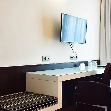 Alda Carril Hotel Vilagarcia de Arousa
