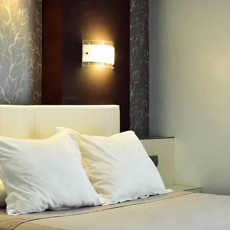فندق Alda Carril 4*