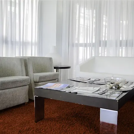 فندق Alda Carril 4*