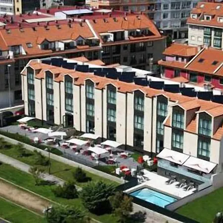 Alda Carril 4* فيلاغارثيا دي أروزا