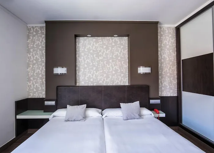 Alda Carril Hotel Vilagarcia de Arousa